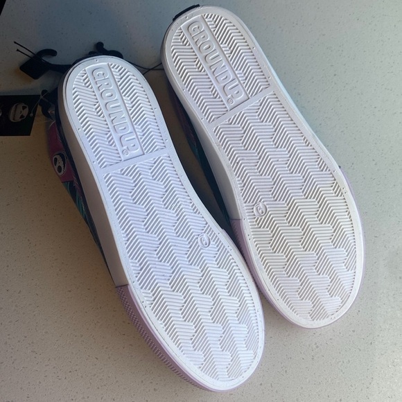 Disney Women's Nightmare Before Christmas High Top Lace Up sneaker size 9 NWT - Picture 9 of 12